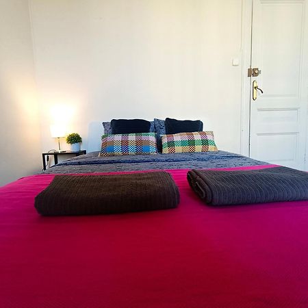 By Urquinaona Rooms Barcelona Eksteriør billede