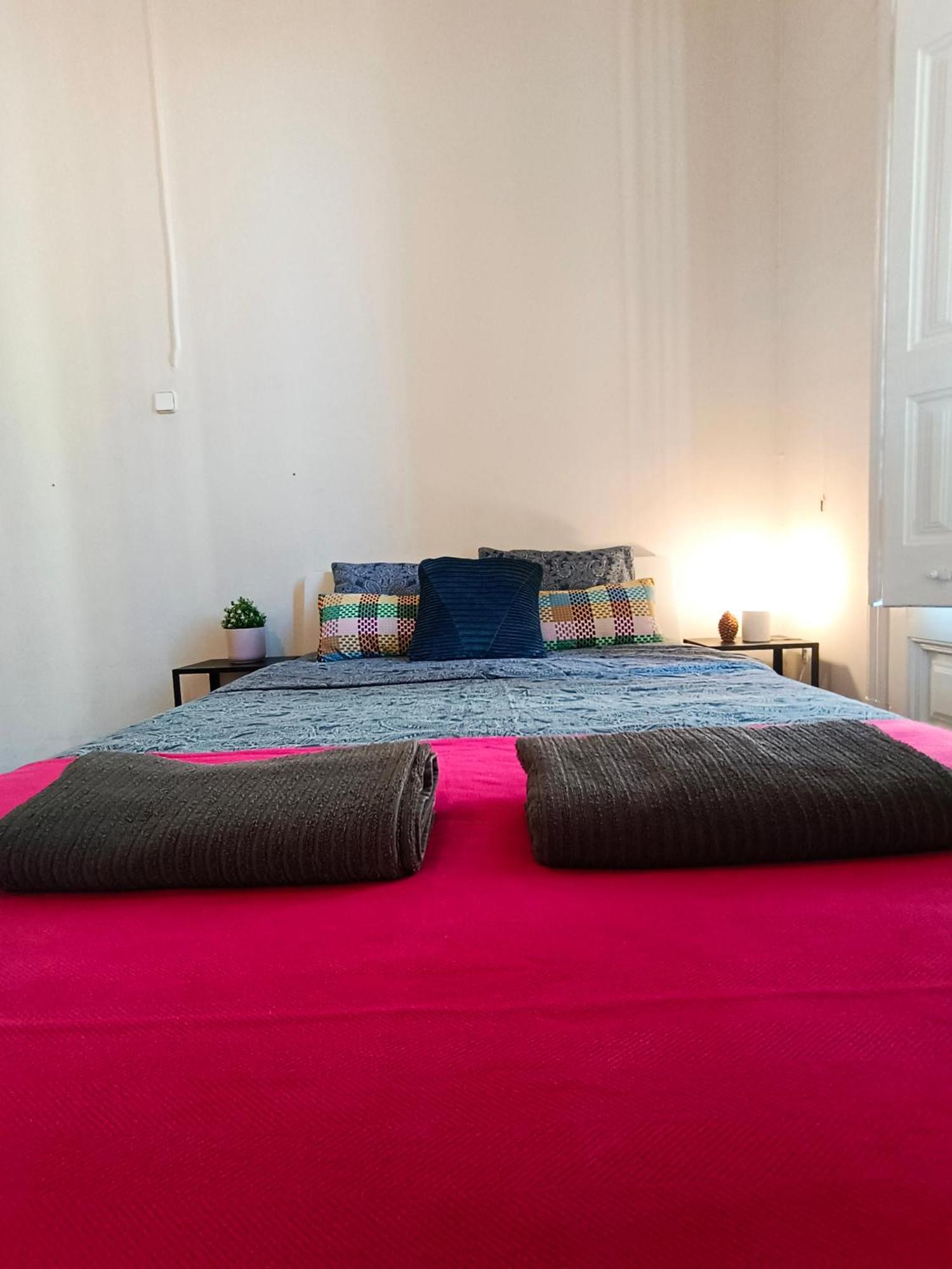 By Urquinaona Rooms Barcelona Eksteriør billede